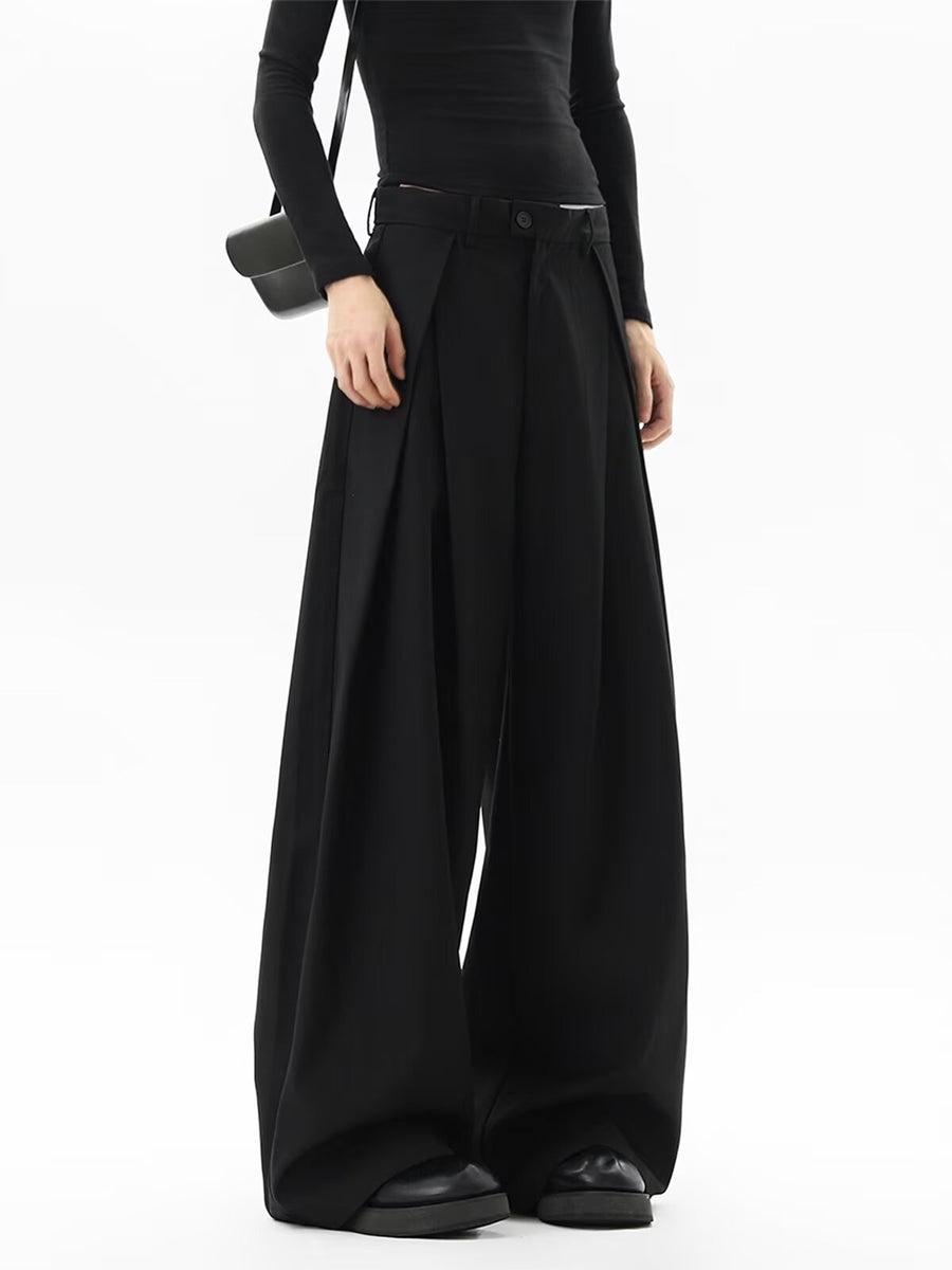 Sableau Wide Pleated Trousers in Black
