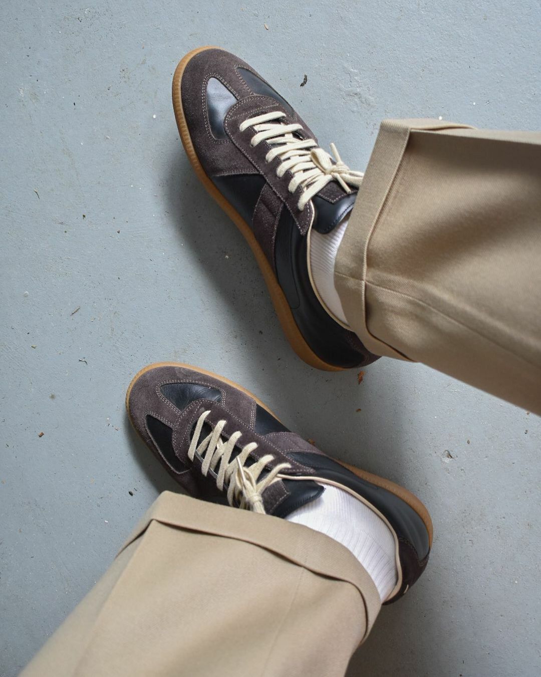 Heritage Court Sneakers - Brown detail