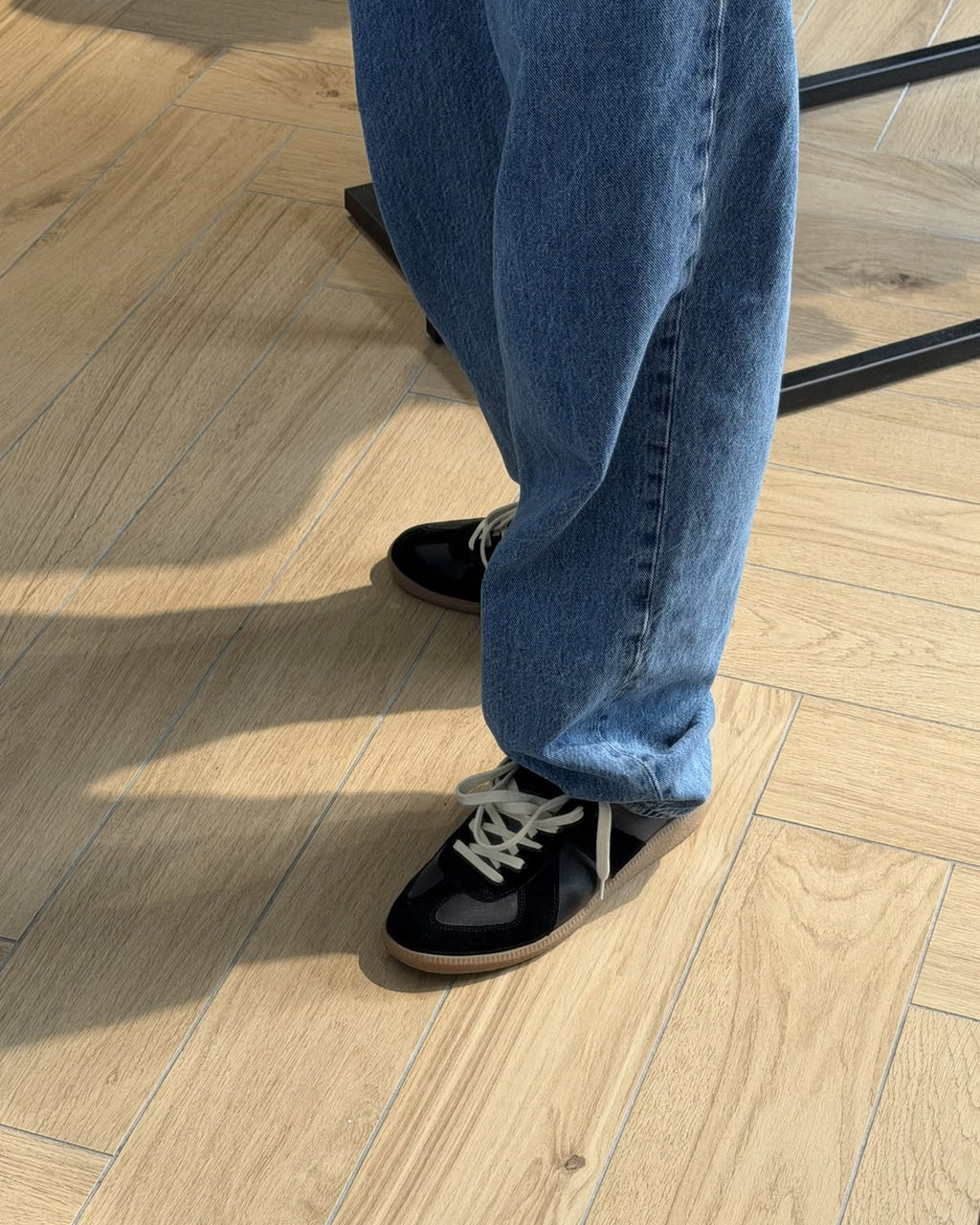 Heritage Court Sneakers - Black outfit