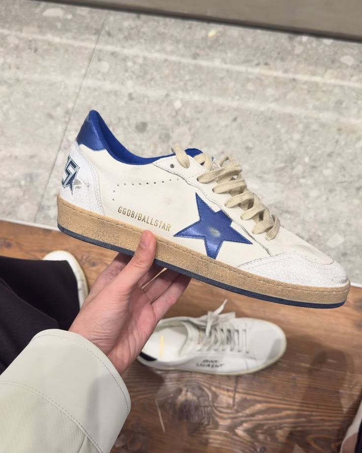 Sableau Balstar Sneaker Blue in hand
