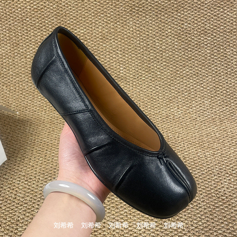 Split-Toe Leather Flats