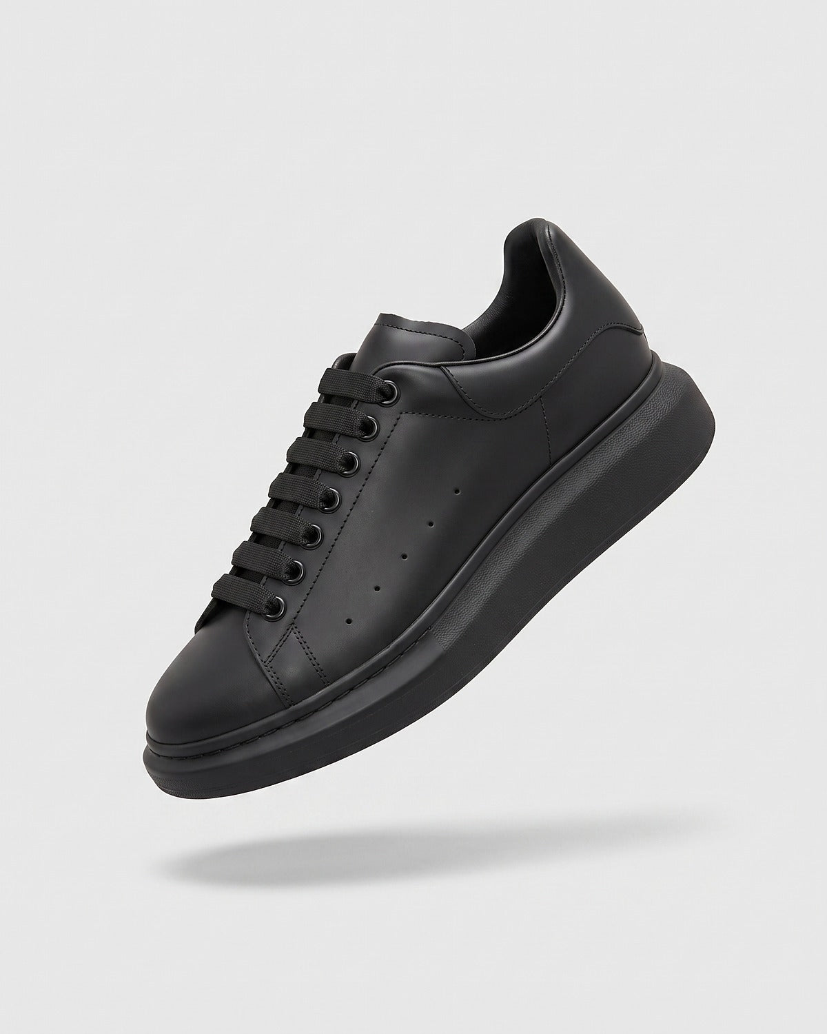 Sableau MQ Sneakers in all black