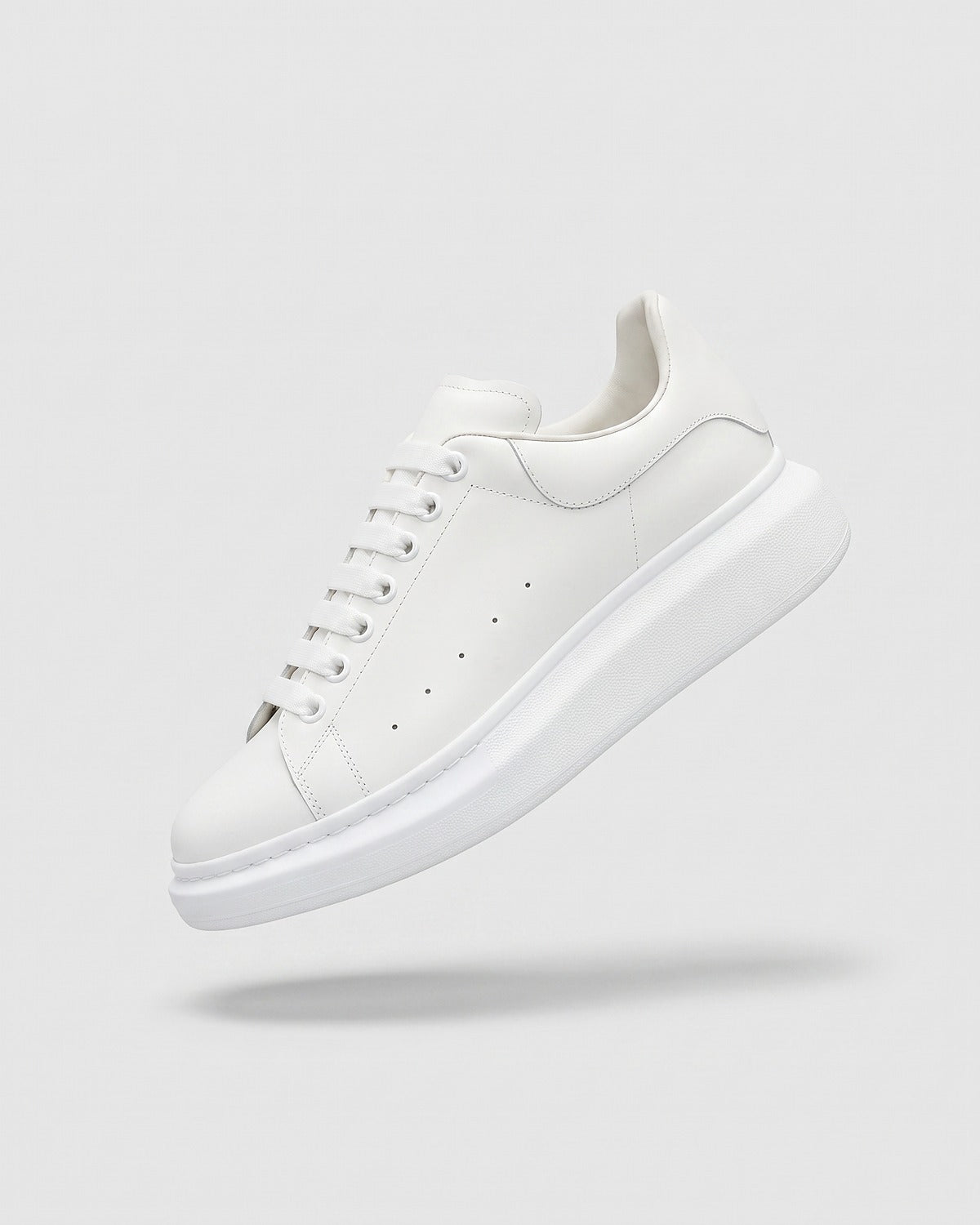 Sableau MQ Sneakers in all white