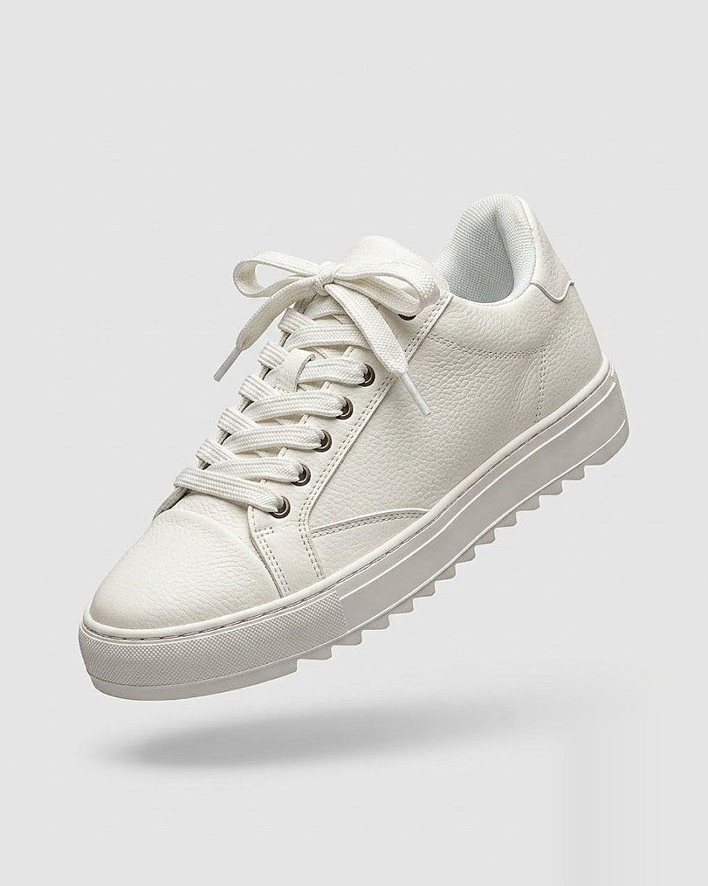 Sableau Numeris Sneakers in White — leather low-top