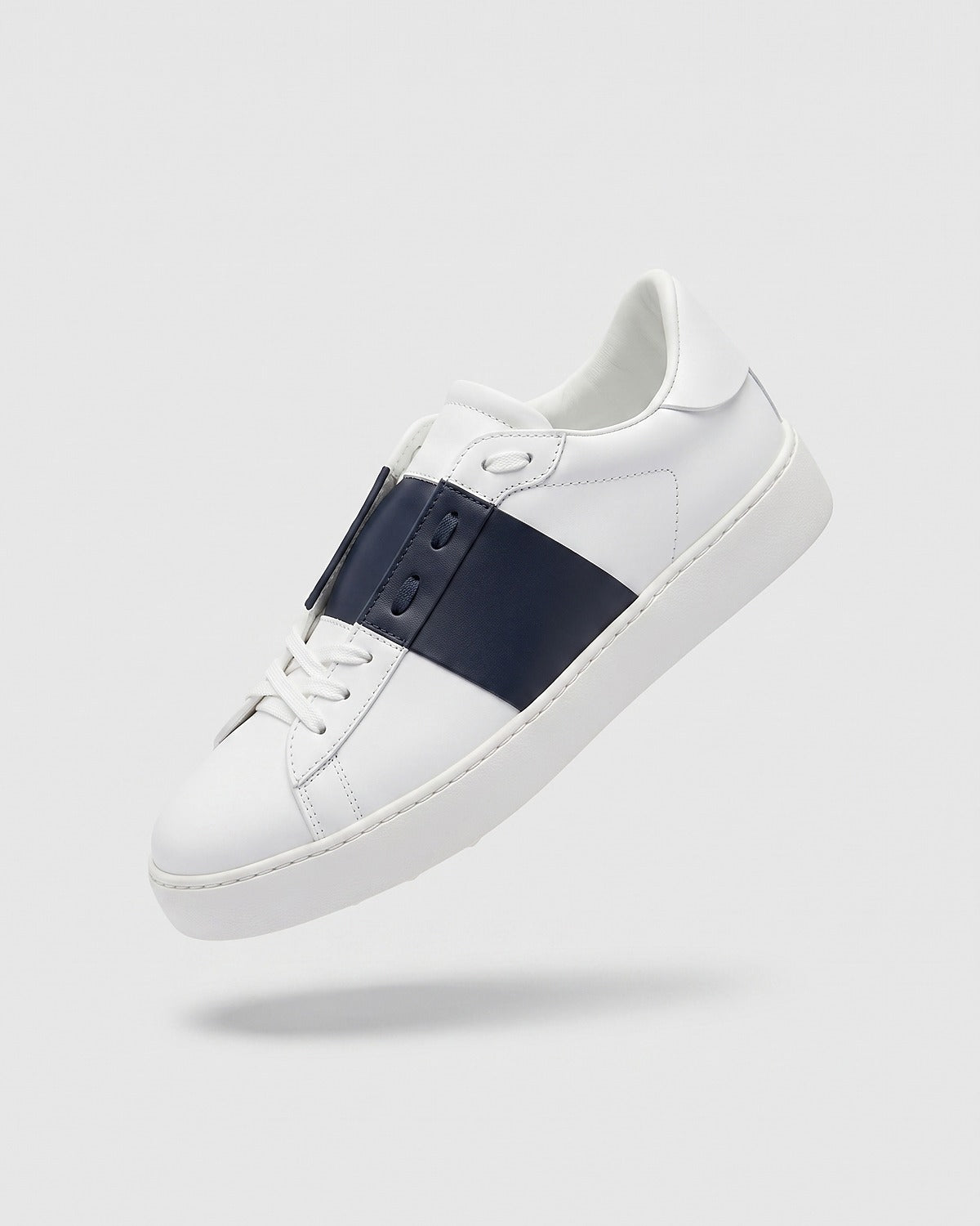 Sableau VT Sneakers Band in white with navy band