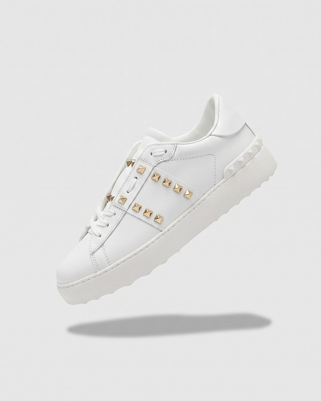 Sableau VT Sneakers in White with gold studs