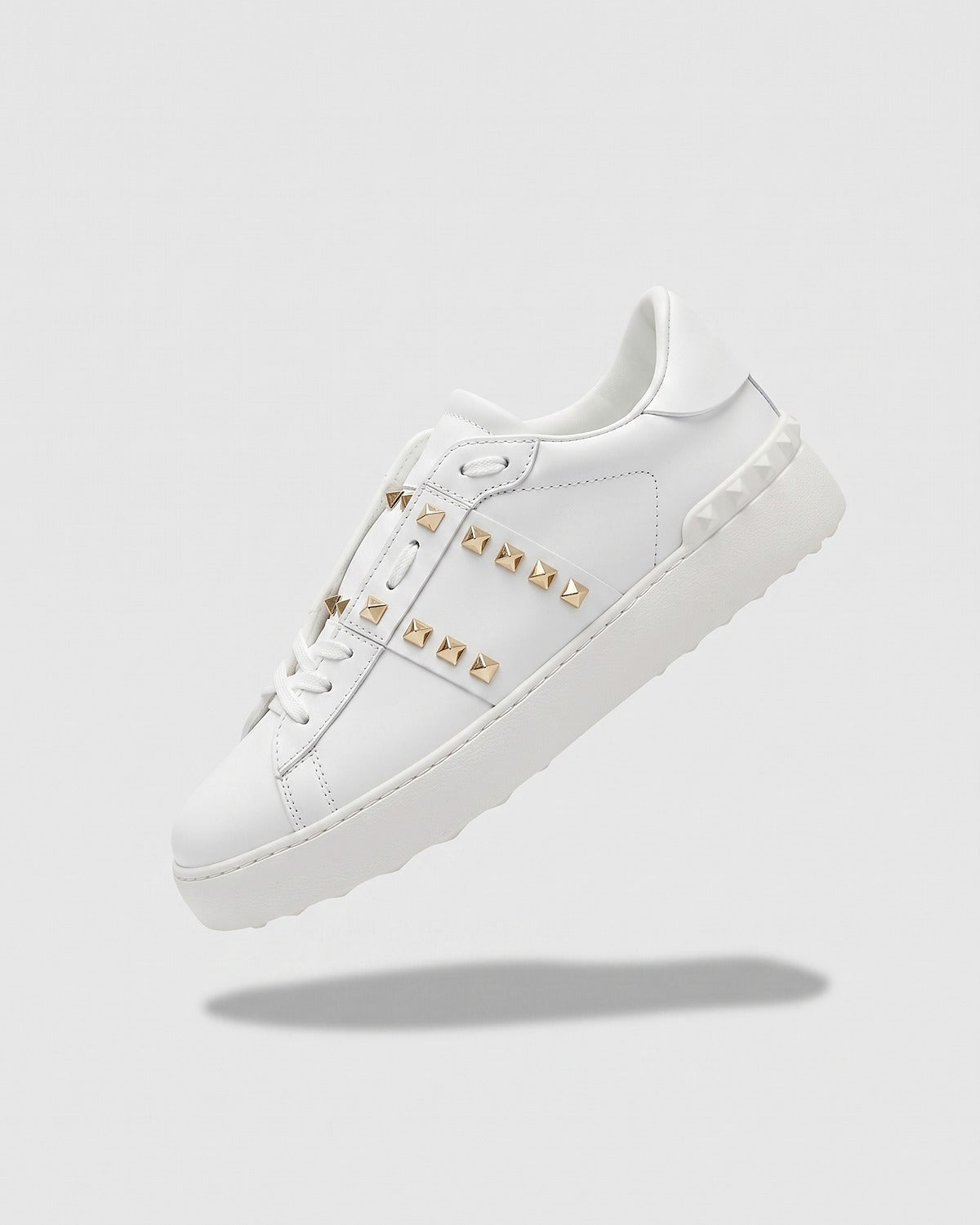 Sableau VT Sneakers in White with gold studs